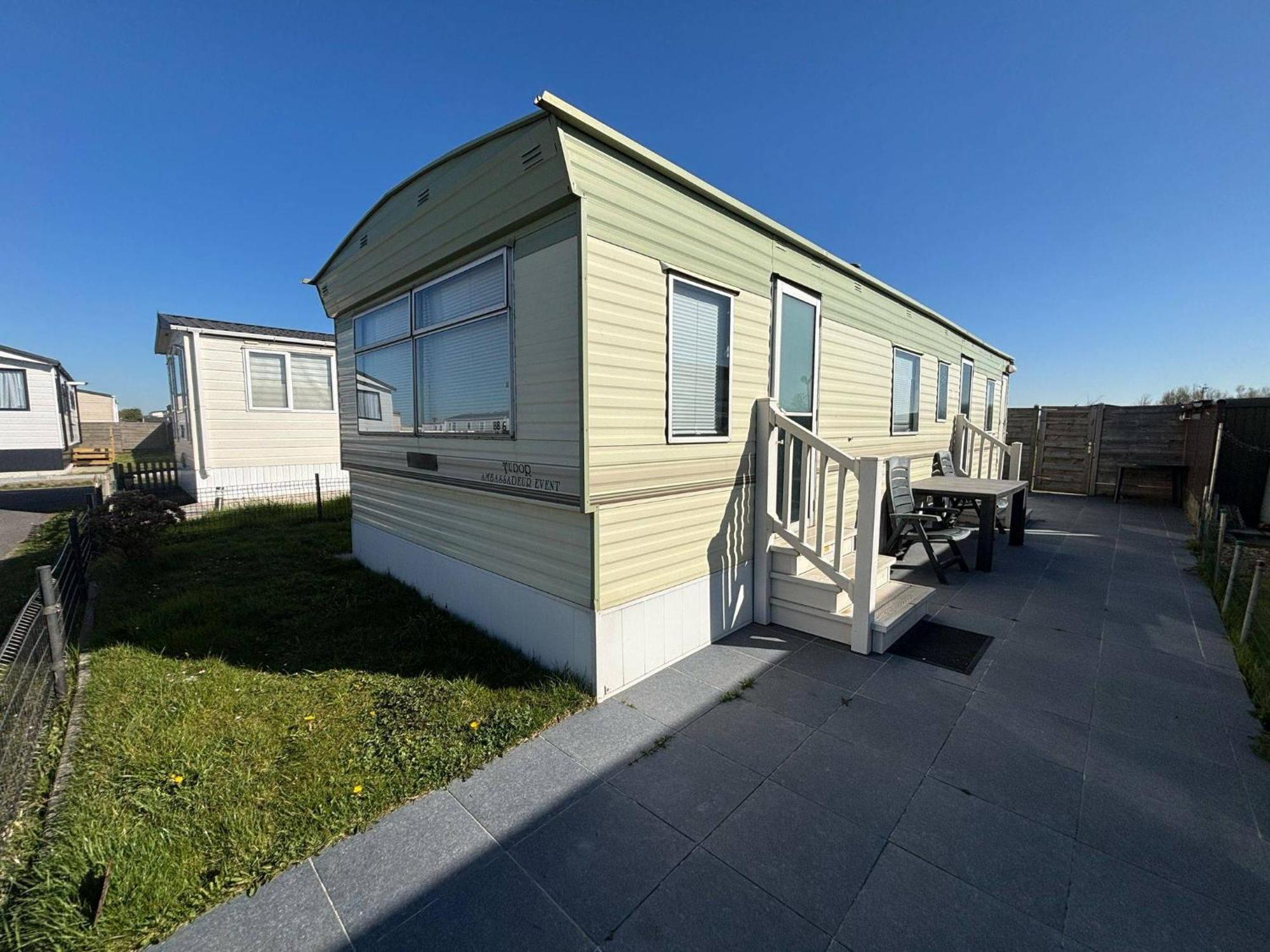 Mobile Home Au Camping New Vennepark Harendijk Экстерьер фото